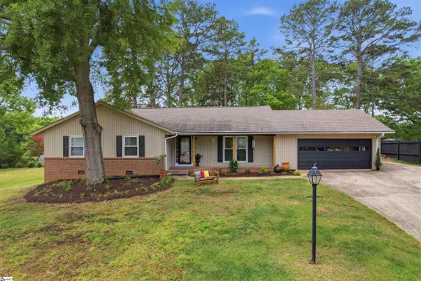 110 Ashley Oaks Drive, Simpsonville, SC 29680