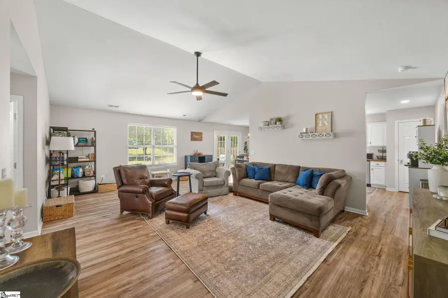 4 Richmond Drive, Greenville, SC 29617 - #2