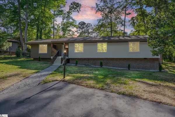105 Canebreak Lane, Simpsonville, SC 29681