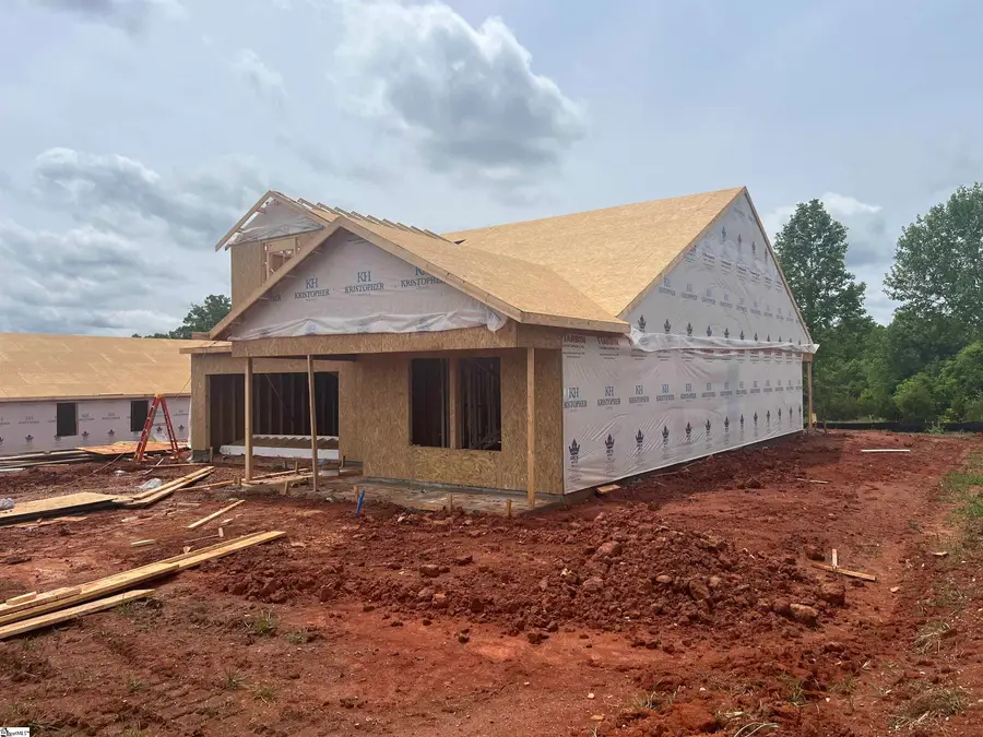 17952 Hwy 101 S, Gray Court, SC 29645 - #2