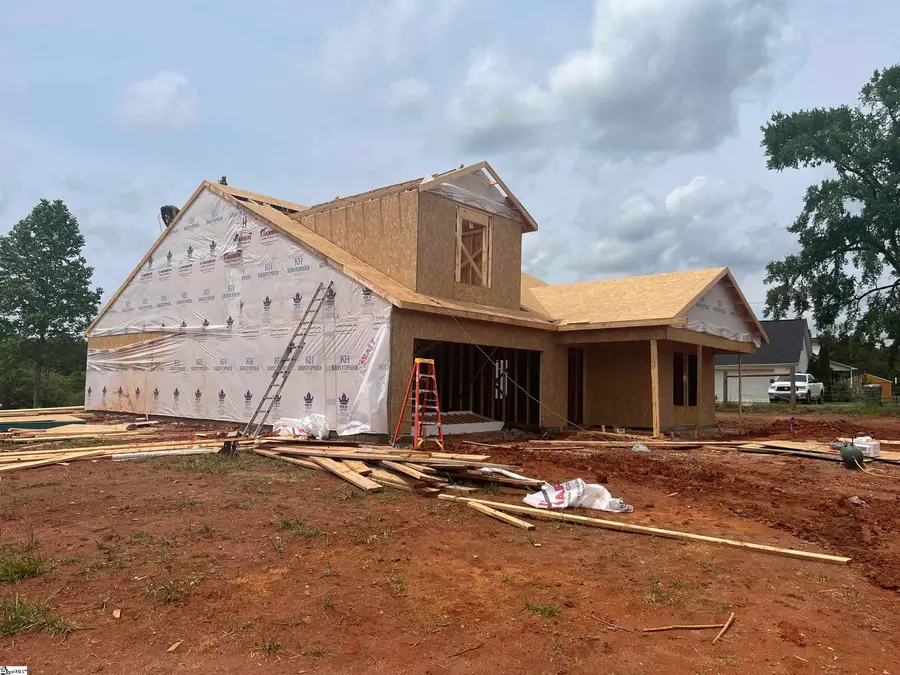 17952 Hwy 101 S, Gray Court, SC 29645 - #3