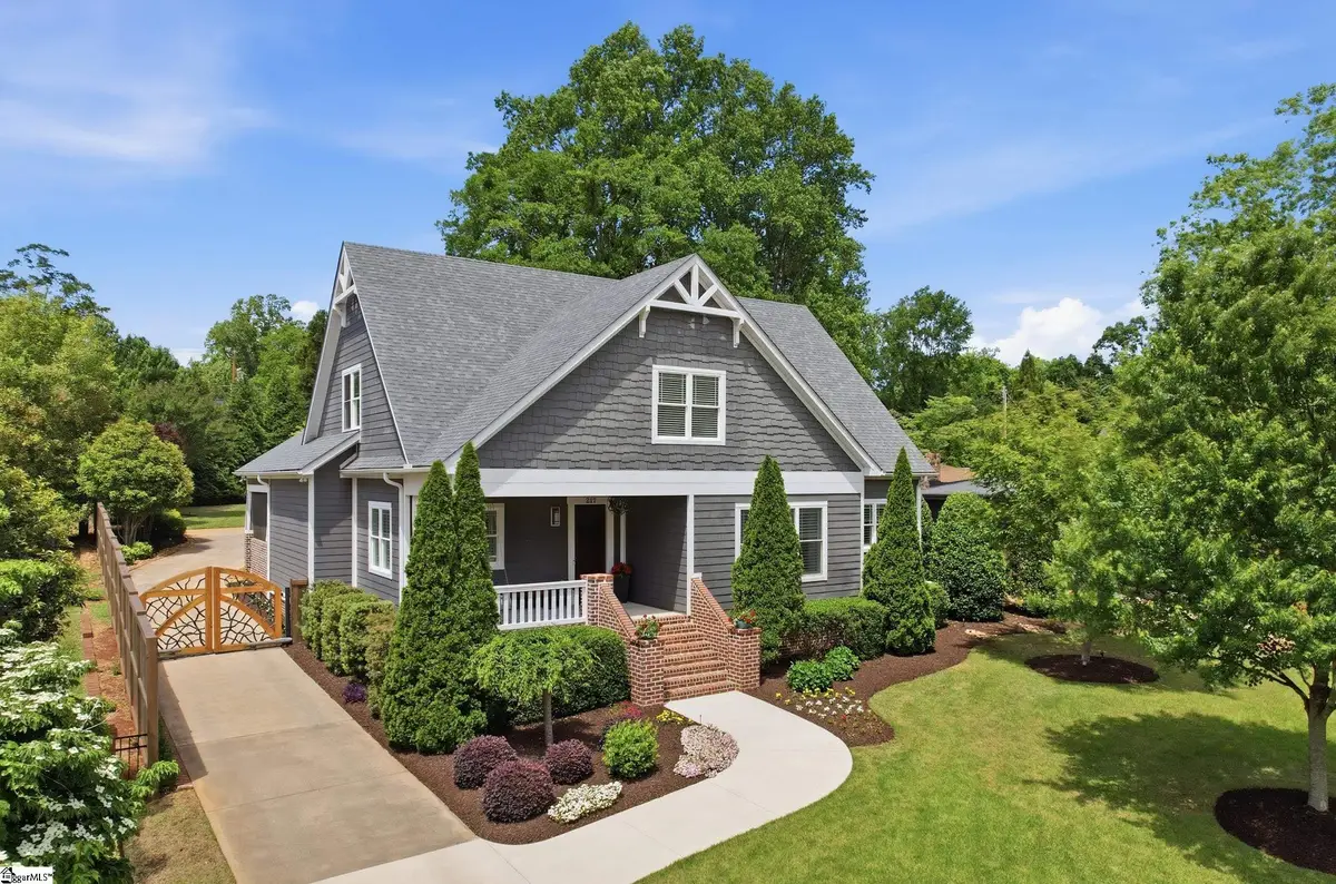 217 E Avondale Drive, Greenville, SC 29609 - #1