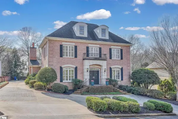 21 Landsdown Avenue, Greenville, SC 29601