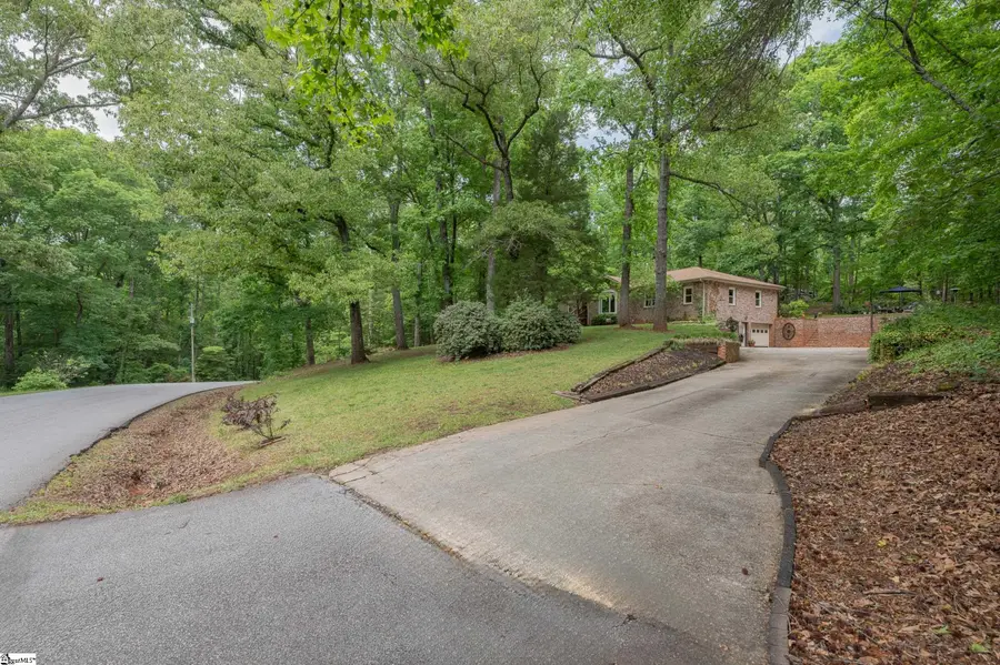 310 Beechwood Drive, Greer, SC 29651 - #3