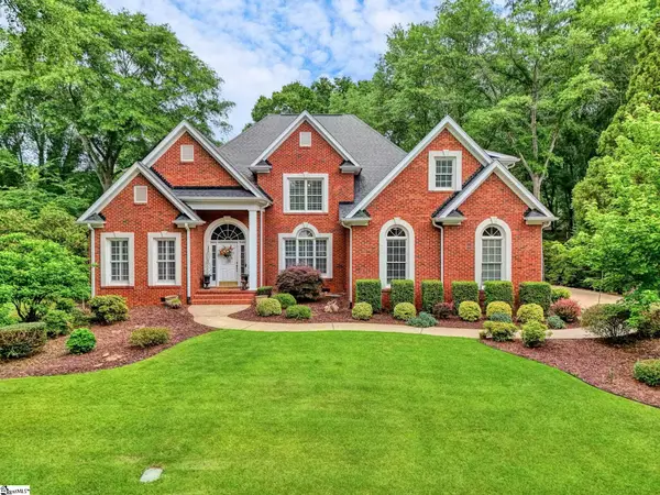 14 Wolf Run Drive, Simpsonville, SC 29681