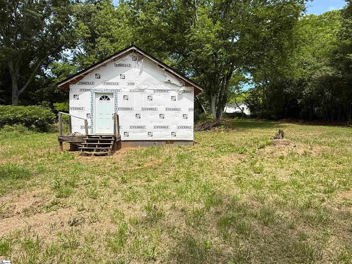 318 Cora Street, Laurens, SC 29360 - #1