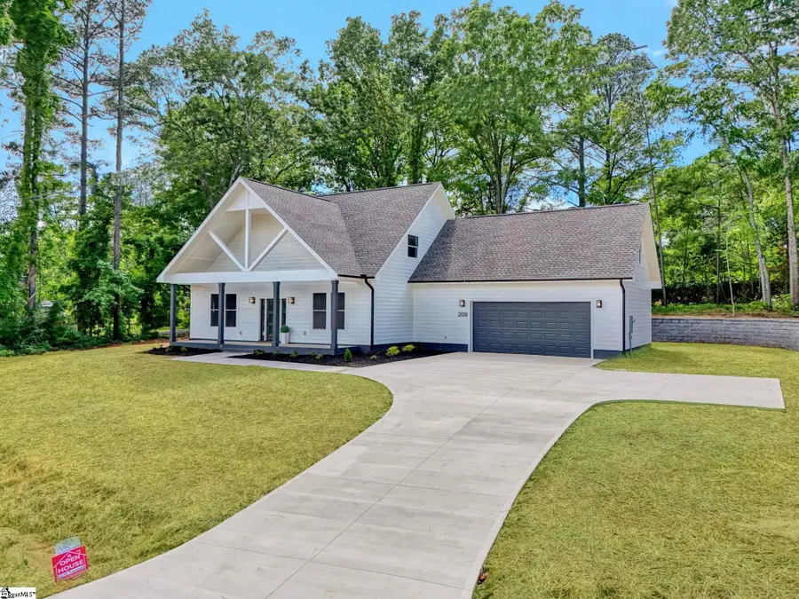 208 Pinehaven Street, Laurens, SC 29360 - #3