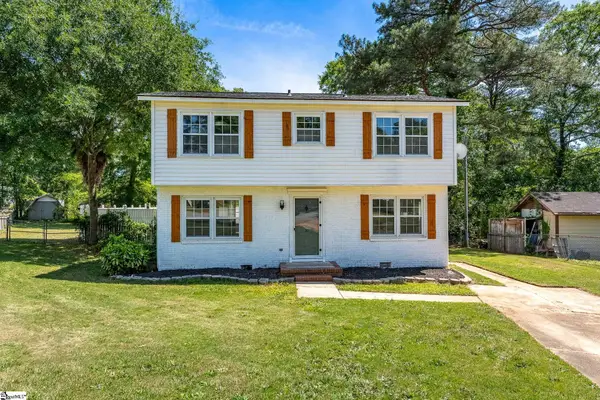 10 Willowtree Court, Simpsonville, SC 29680-3034