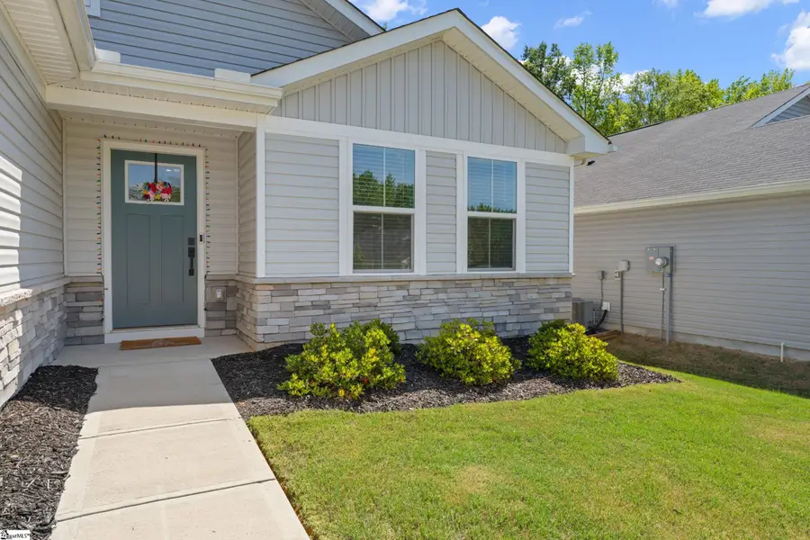 122 Southwell Street, Woodruff, SC 29388 - #2