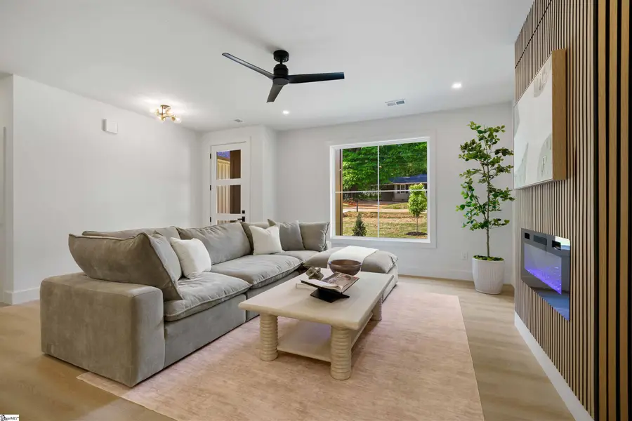 15 Milton Drive, Greenville, SC 29605 - #2