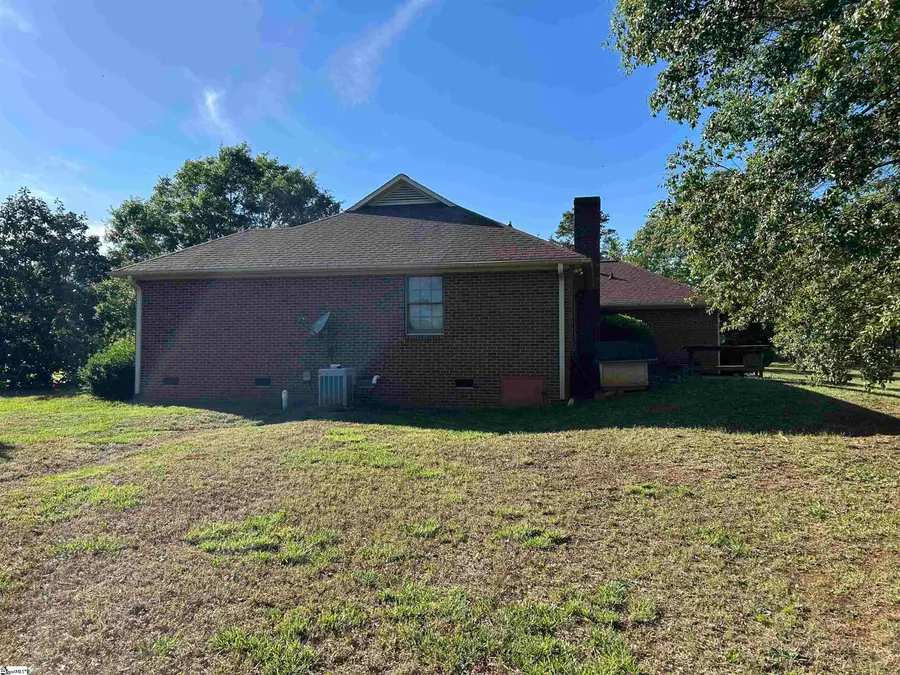 112 Arnold Road, Pelzer, SC 29669 - #2