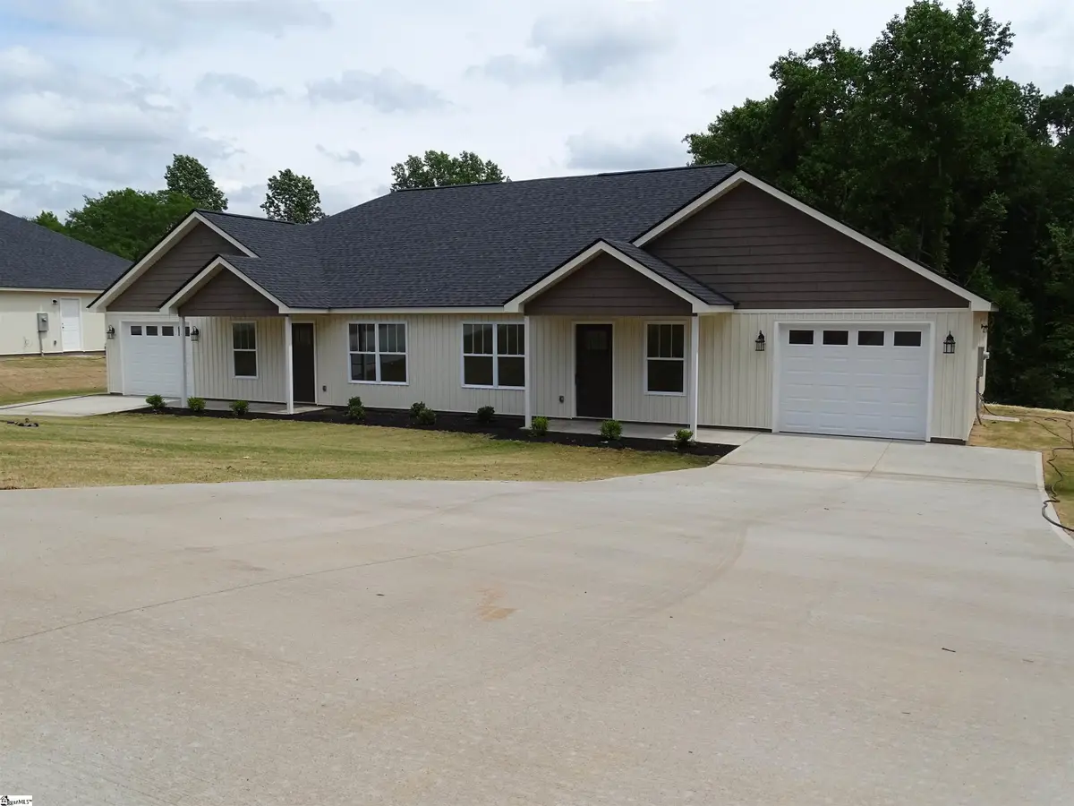242/246 Brewton Road, Spartanburg, SC 29301 - #1