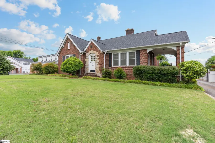 305 E Calhoun Street, Anderson, SC 29621 - #3
