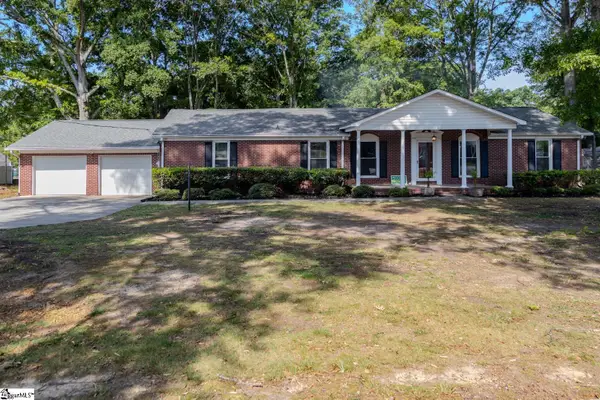 501 Cunningham Road, Taylors, SC 29687-4136