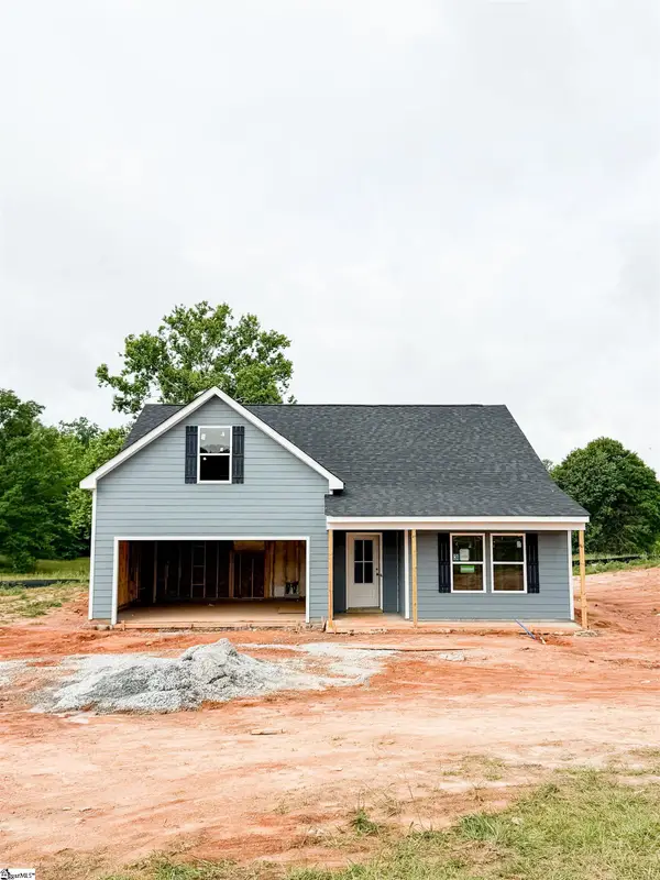 17994 Hwy 101 S, Gray Court, SC 29645