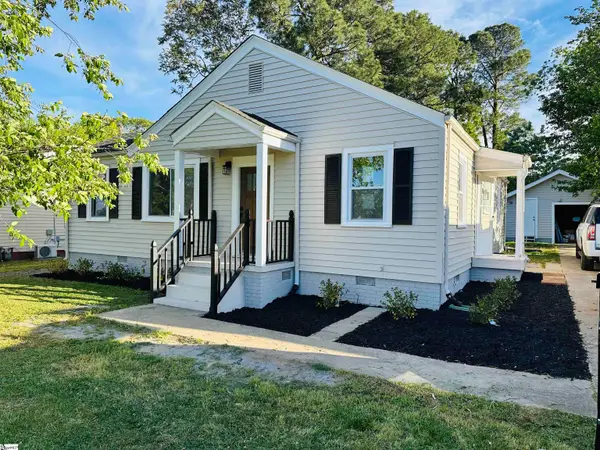 414 E Fairview Avenue, Greer, SC 29651
