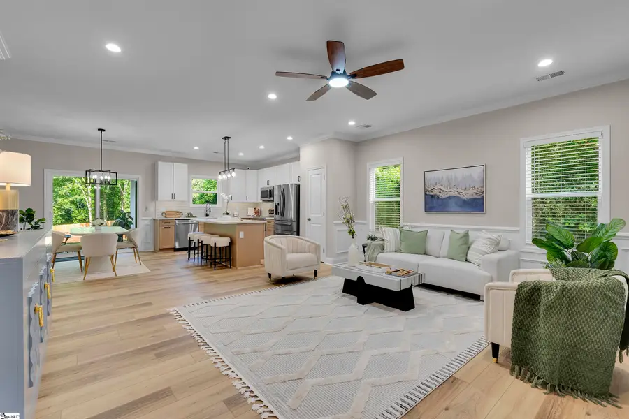 122 Stephenson Street Extension, Taylors, SC 29687 - #2