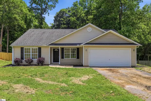 18 Patriots Pride Court, Simpsonville, SC 29680