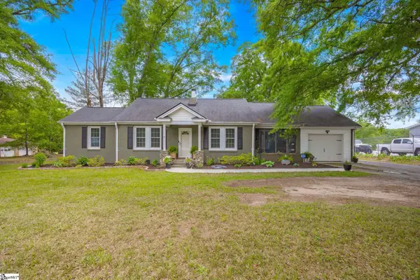 698 Pumpkintown Highway, Pickens, SC 29671