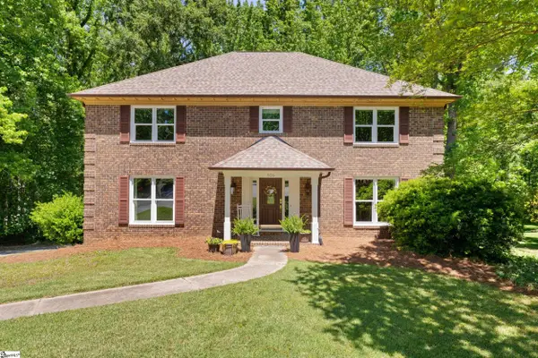 105 Gleneagles Court, Simpsonville, SC 29681