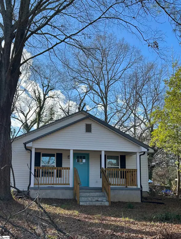 134 Simpson Avenue, Woodruff, SC 29388