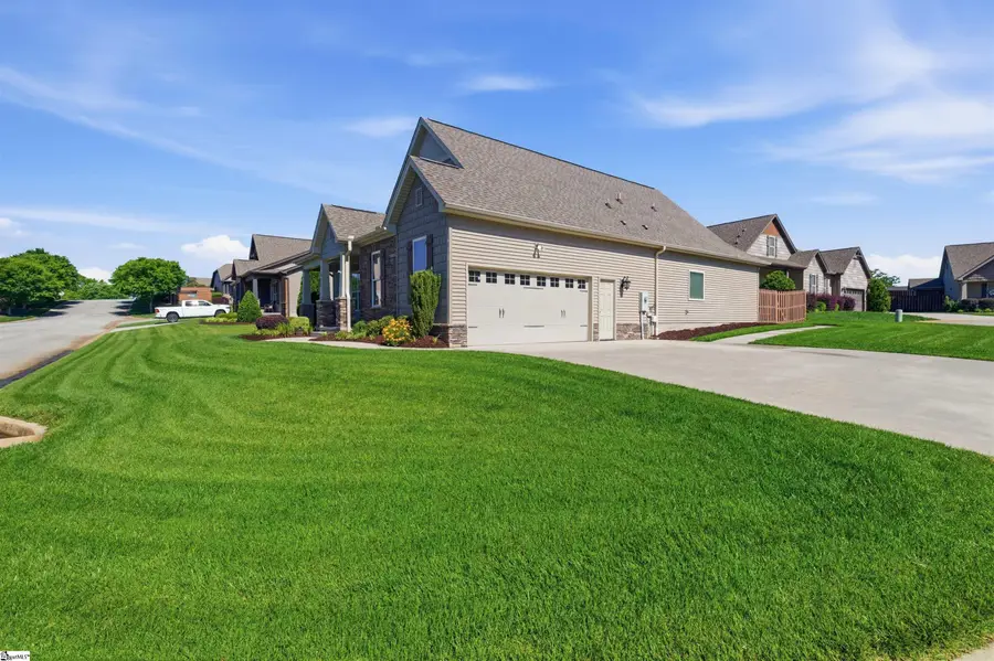 511 Traemoor Village Drive, Moore, SC 29369 - #3