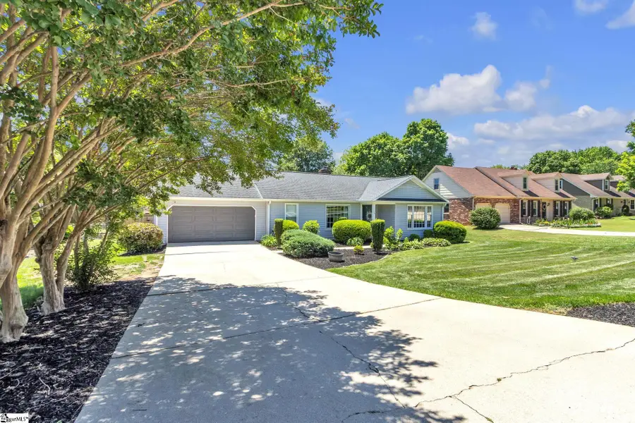 209 Richfield Terrace, Greer, SC 29650 - #2