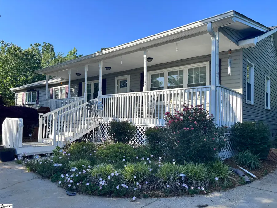 104 N Tiger Court, Travelers Rest, SC 29690 - #2