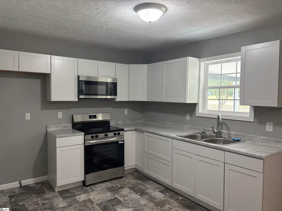 49 Joe Road, Bishopville, SC 29010 - #2
