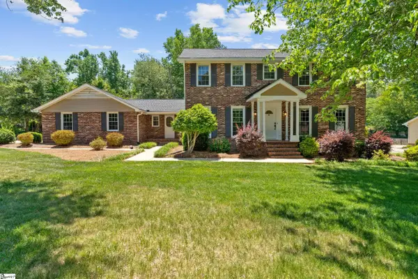906 Plantation Drive, Simpsonville, SC 29681