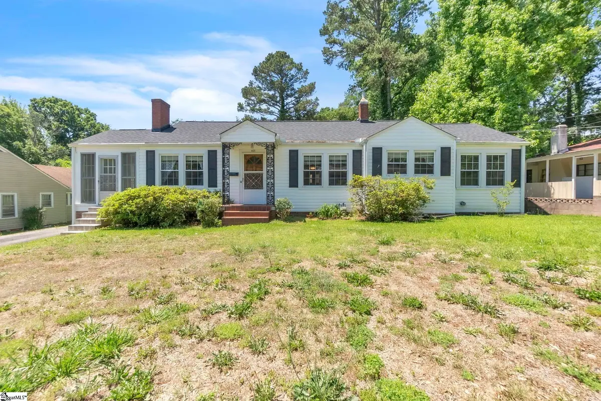 621 Church Street, Laurens, SC 29360 - #1
