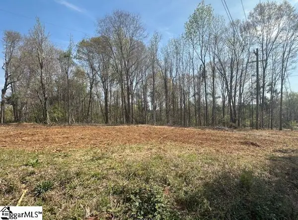 Circle Road, Greer, SC 29651