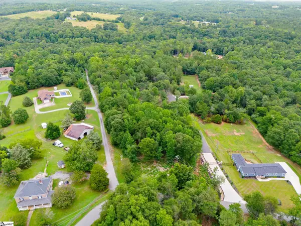Circle Road, Greer, SC 29651
