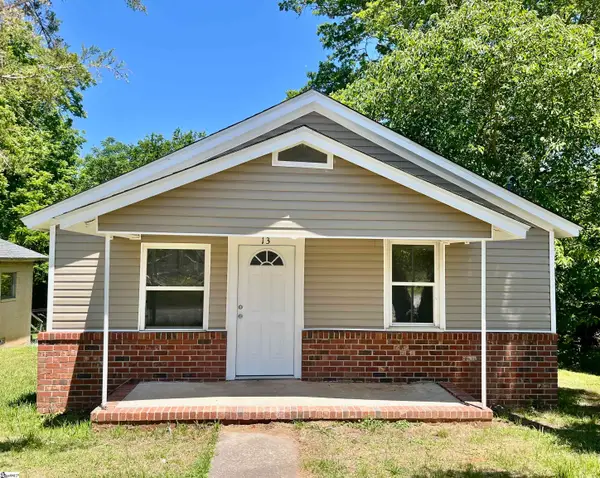 13 Clark Street, Laurens, SC 29360