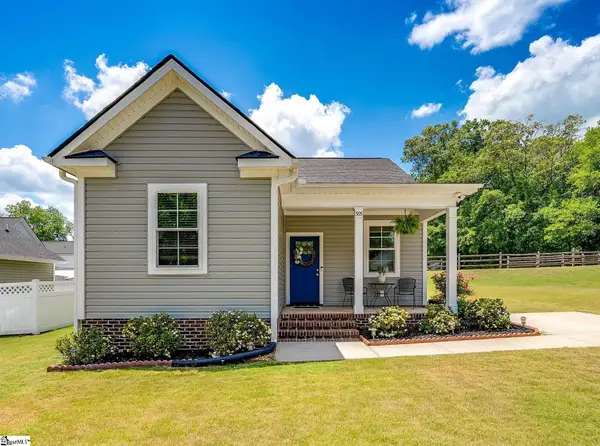 505 W D Avenue, Easley, SC 29640