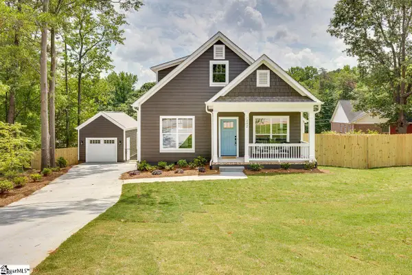 202 Kennedy Drive, Greenville, SC 29605