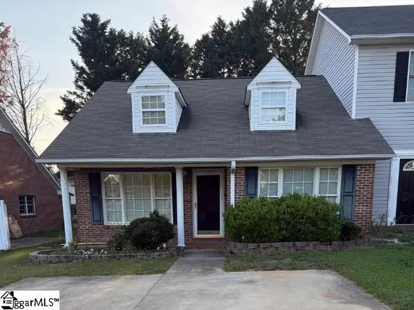 366 W Pointe Drive, Spartanburg, SC 29301