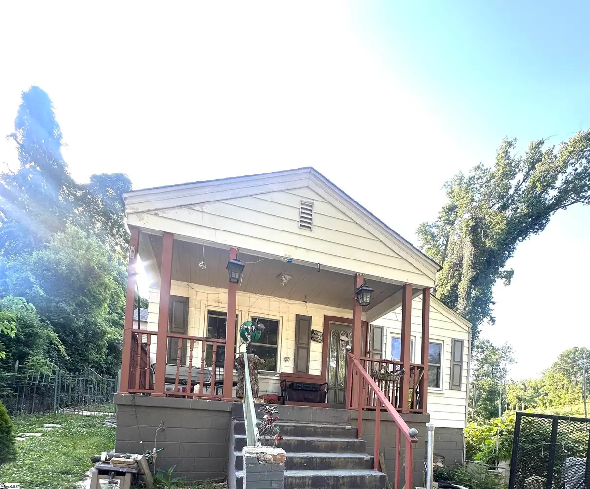 136 Oxford Road, Spartanburg, SC 29301 - #1