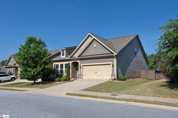 7 Common Oaks Court, Simpsonville, SC 29681
