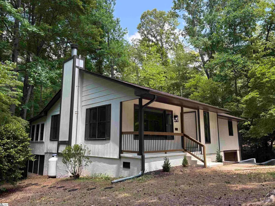 102 Blossom Court, Westminster, SC 29693 - #2