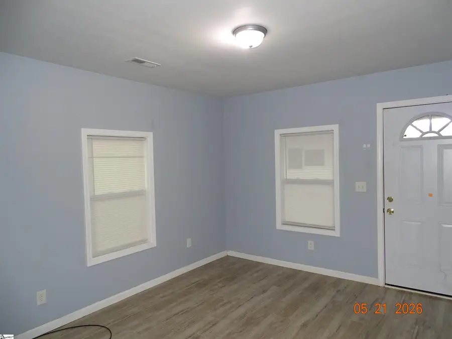 160 Dunbar Street, Wellford, SC 29385 - #3
