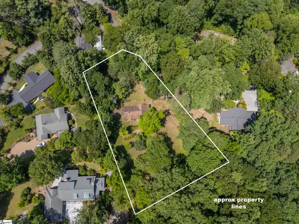 77 First Street, Tryon, NC 28782-3488