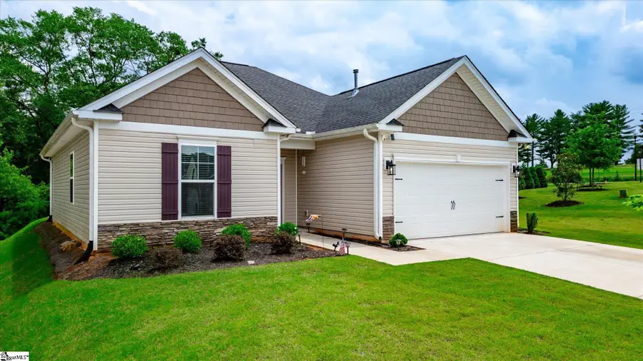 408 Oakton Drive, Greer, SC 29651 - #2