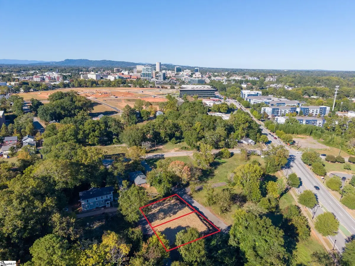 11 Urban Street, Greenville, SC 29605 - #1