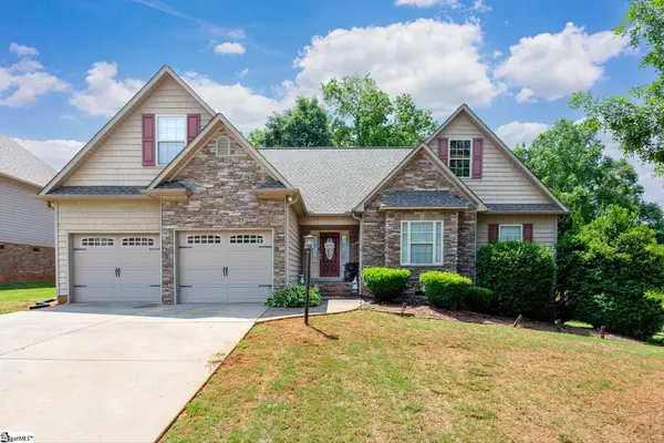 707 Secretariat Drive, Boiling Springs, SC 29316
