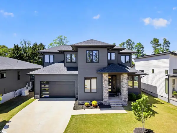 20 Village Crest Drive, Greenville, SC 29607