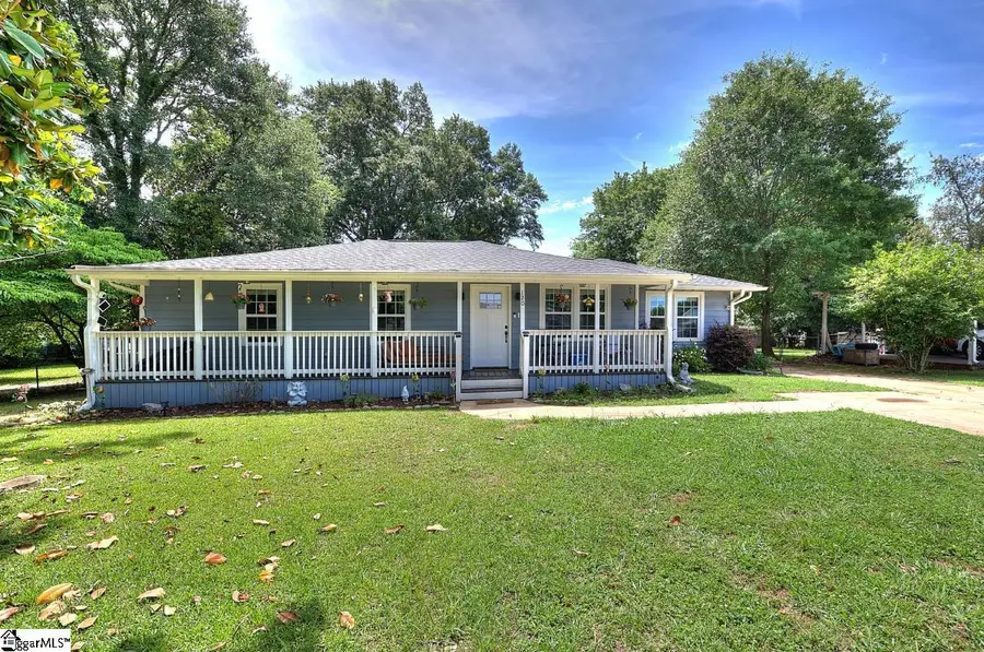 120 Swain Avenue, Boiling Springs, SC 29316 - #2
