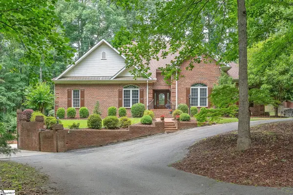44 Carolina Way, Fountain Inn, SC 29633