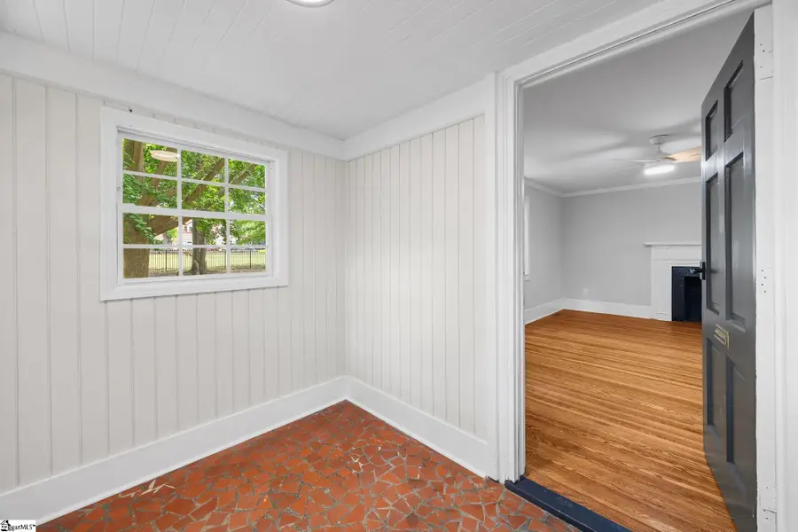 8 Amherst Avenue, Greenville, SC 29605 - #3