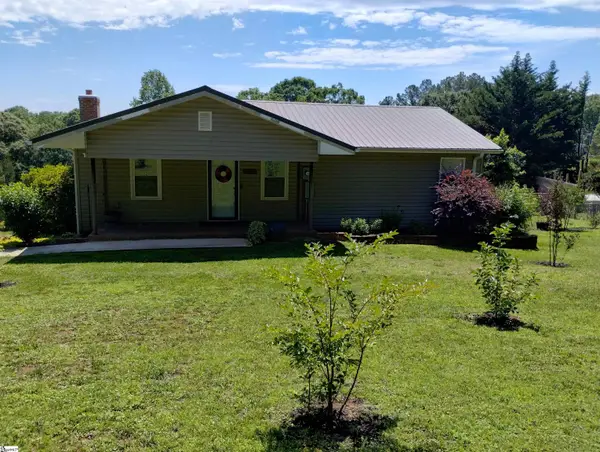 127 Eden Lane, Central, SC 29640